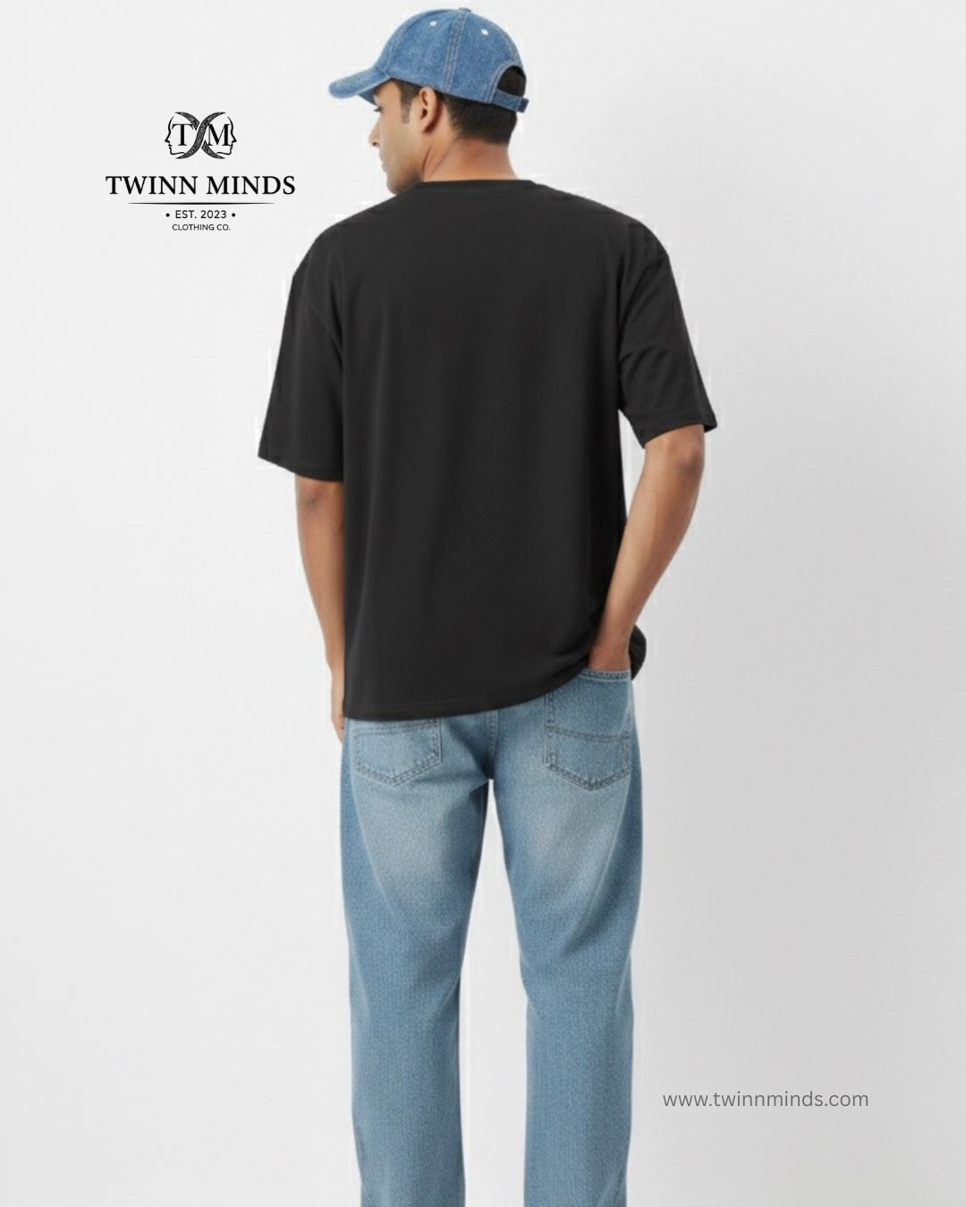 FUNY Black Unisex Oversized Classic T-Shirt