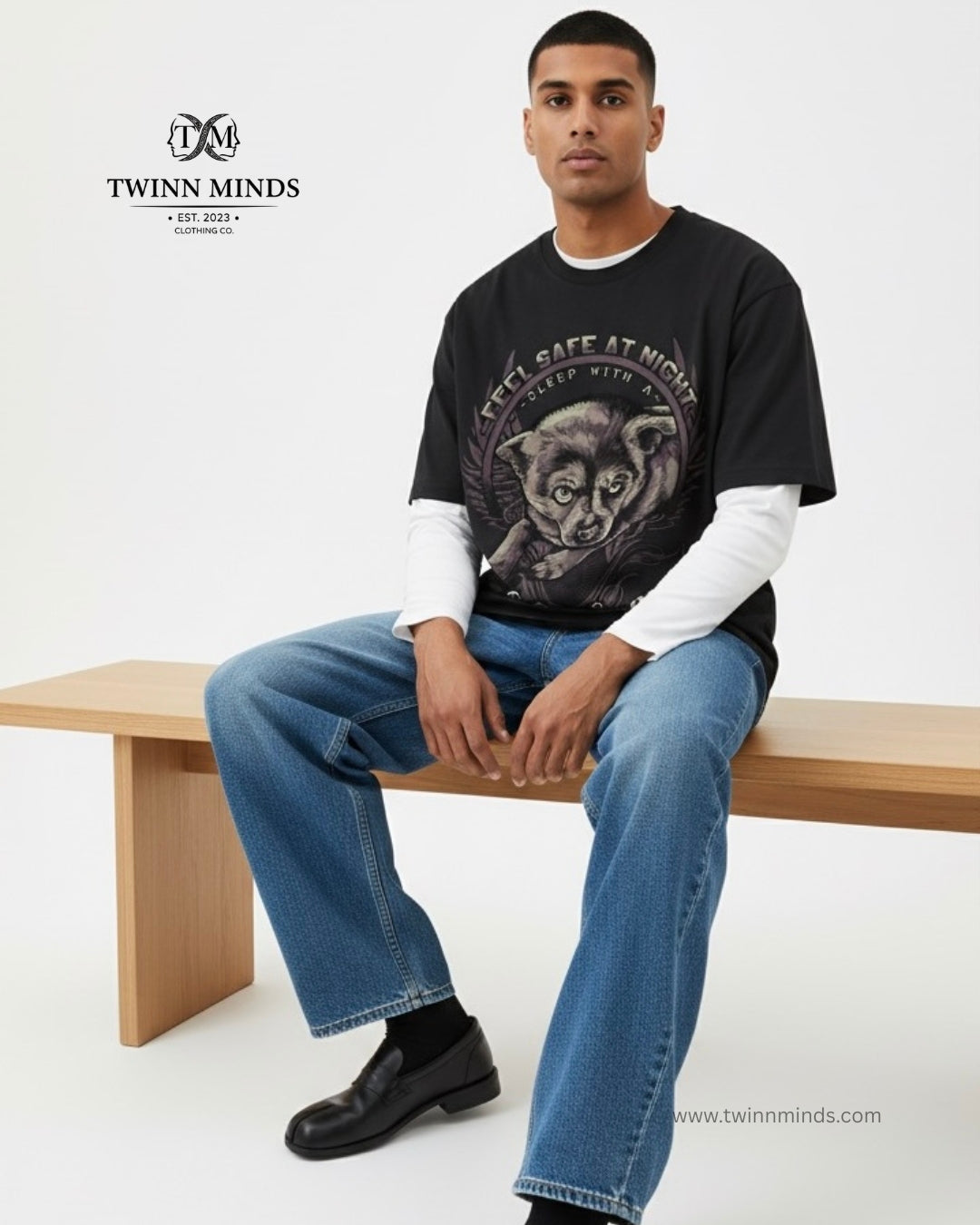Cihuahua Black Unisex Oversized Classic T-Shirt