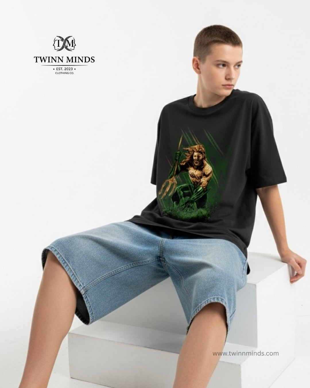 AQUAMEN Black Unisex Oversized Classic T-Shirt
