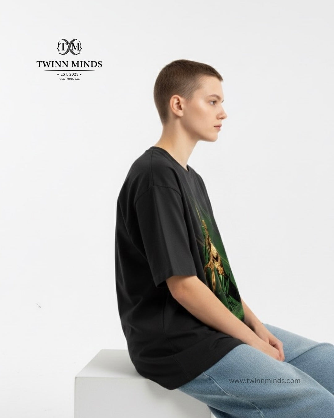 AQUAMEN Black Unisex Oversized Classic T-Shirt